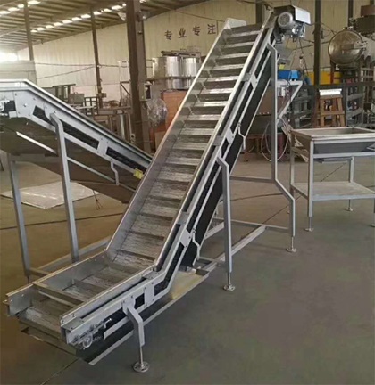 爬坡链板输送机